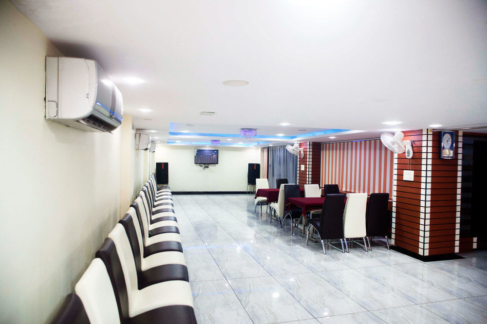Hotel Shree Vinayak Palace Bhopal Dış mekan fotoğraf