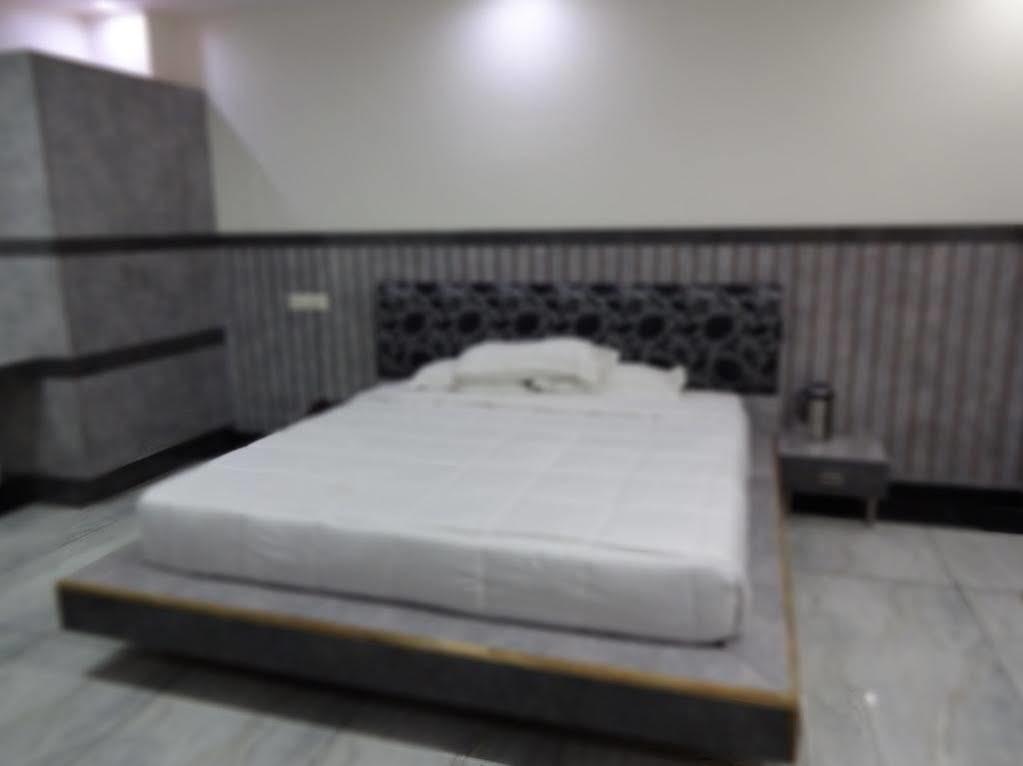 Hotel Shree Vinayak Palace Bhopal Dış mekan fotoğraf