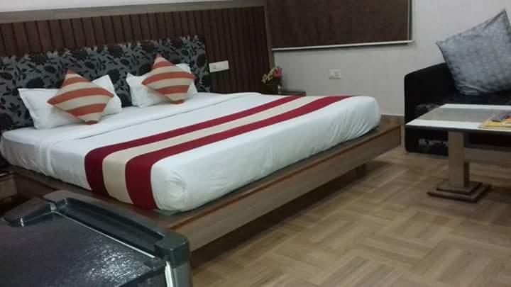 Hotel Shree Vinayak Palace Bhopal Dış mekan fotoğraf