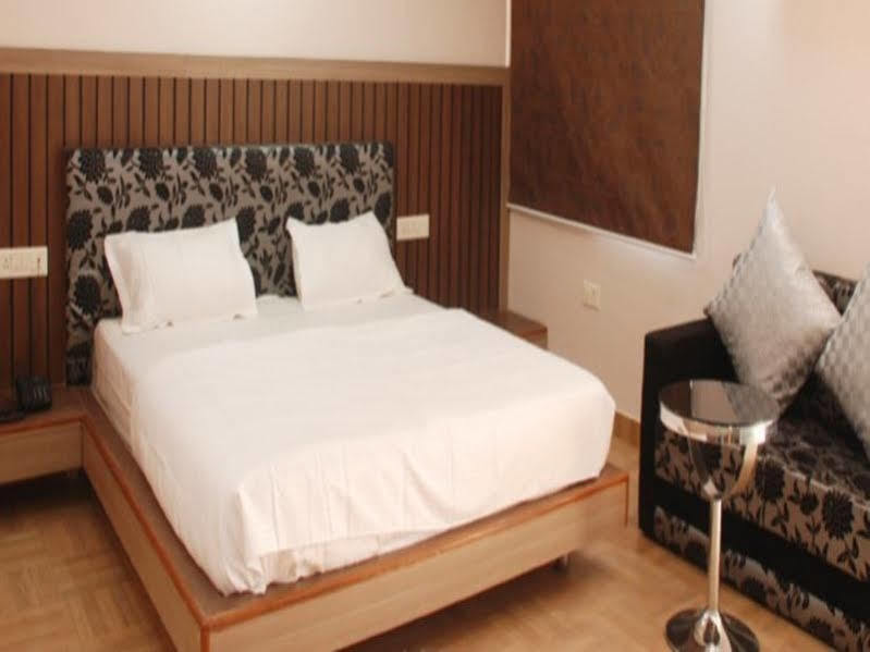 Hotel Shree Vinayak Palace Bhopal Dış mekan fotoğraf